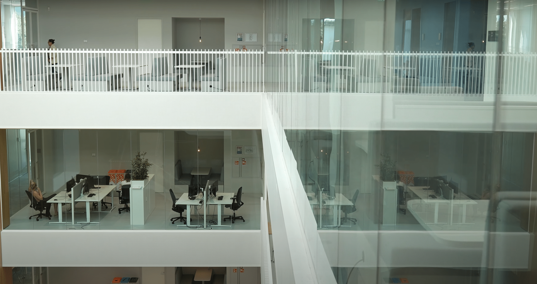 QbiQ levert brandwerende glaswanden voor sociaal hart Fontys