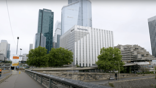 coil novotel parijs geanodiseerde gevel