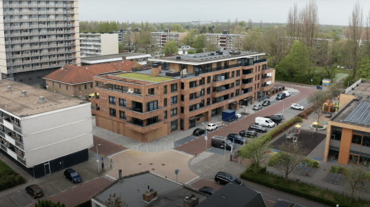 holonite dorpels kaders muurafdekkers