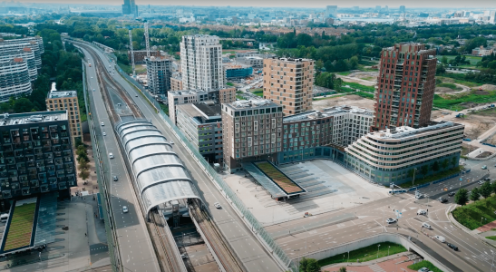 duco muurroosters gare du nord postjesweg amsterdam