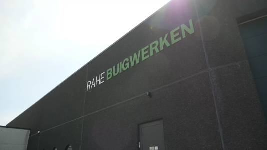 rahe buigwerken de walvis amsterdam aluminium kozijnen renovatieproject