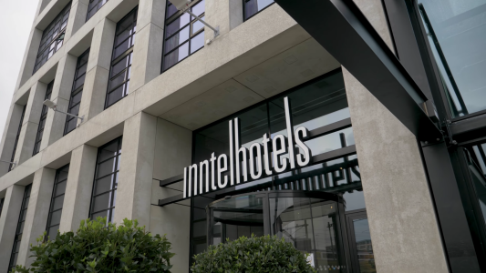inntel hotels amsterdam landmark geopend voc kade